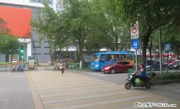 三里店圆盘启用12盏红绿灯灯控！不想被搞晕就收好这份通关秘籍 - 车友部落 - 桂林生活社区 - 桂林28生活网 www.28life.net