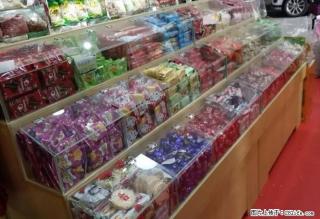600元转让干果柜超市货架零食货柜 - 桂林28生活网 www.28life.net