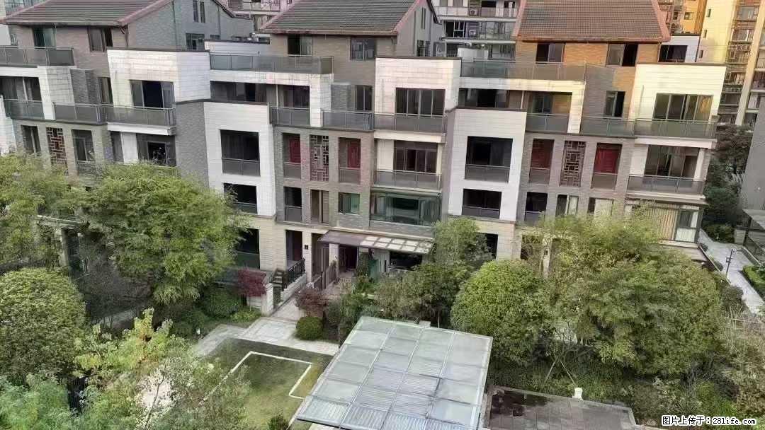 国奥城 ，总价130万，买到上下三层带露台的叠墅，总实用面积500平方，房东直亏100多万，纯捡漏 - 房屋出售 - 房屋租售 - 桂林分类信息 - 桂林28生活网 www.28life.net