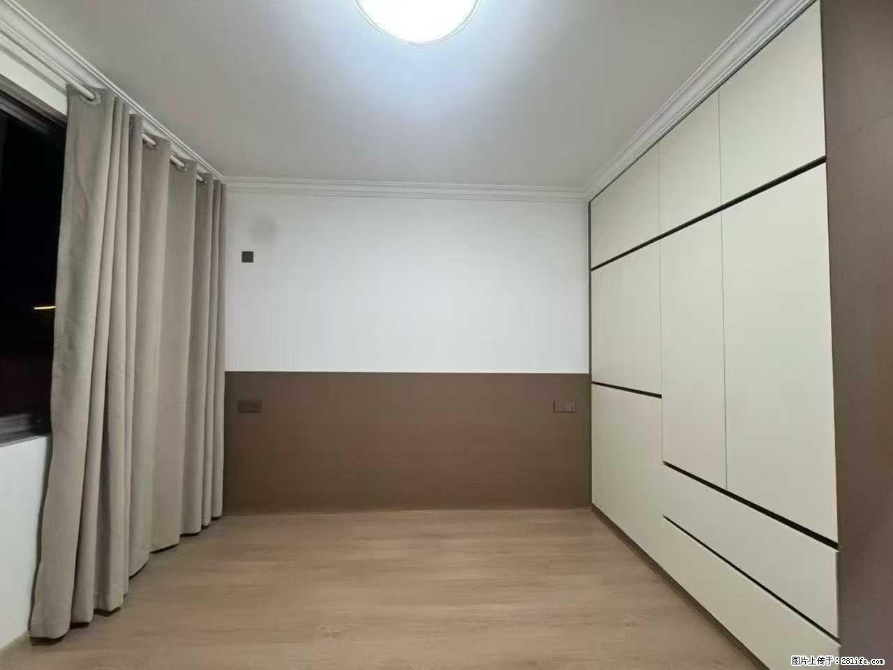 北极广场旁精装大3房，面积133.16平方，基本全新装修，电梯8楼，视野超级好，报价 59.8万 - 房屋出售 - 房屋租售 - 桂林分类信息 - 桂林28生活网 www.28life.net
