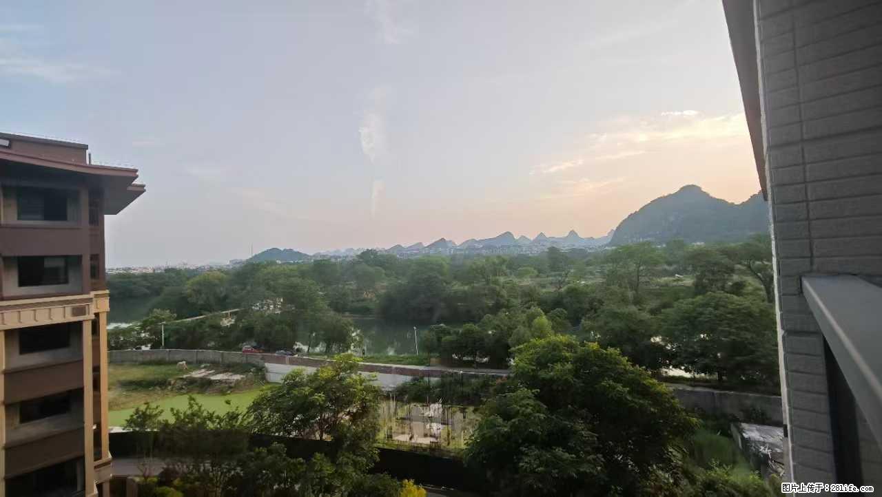 新上捡漏【漓江壹号】大平层,高楼层,江景大平层,四房两厅两卫,178平米,朝南,218万,送车位 - 房屋出售 - 房屋租售 - 桂林分类信息 - 桂林28生活网 www.28life.net